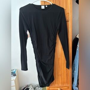 Aritzia TNA body con dress